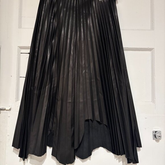 HELMUT LANG Pleated Leather Midi Skirt (10) - Picture 2 of 3